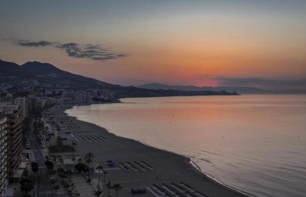 Apartamento Con Vista Al Mar Hotel Fuengirola Ngoại thất bức ảnh